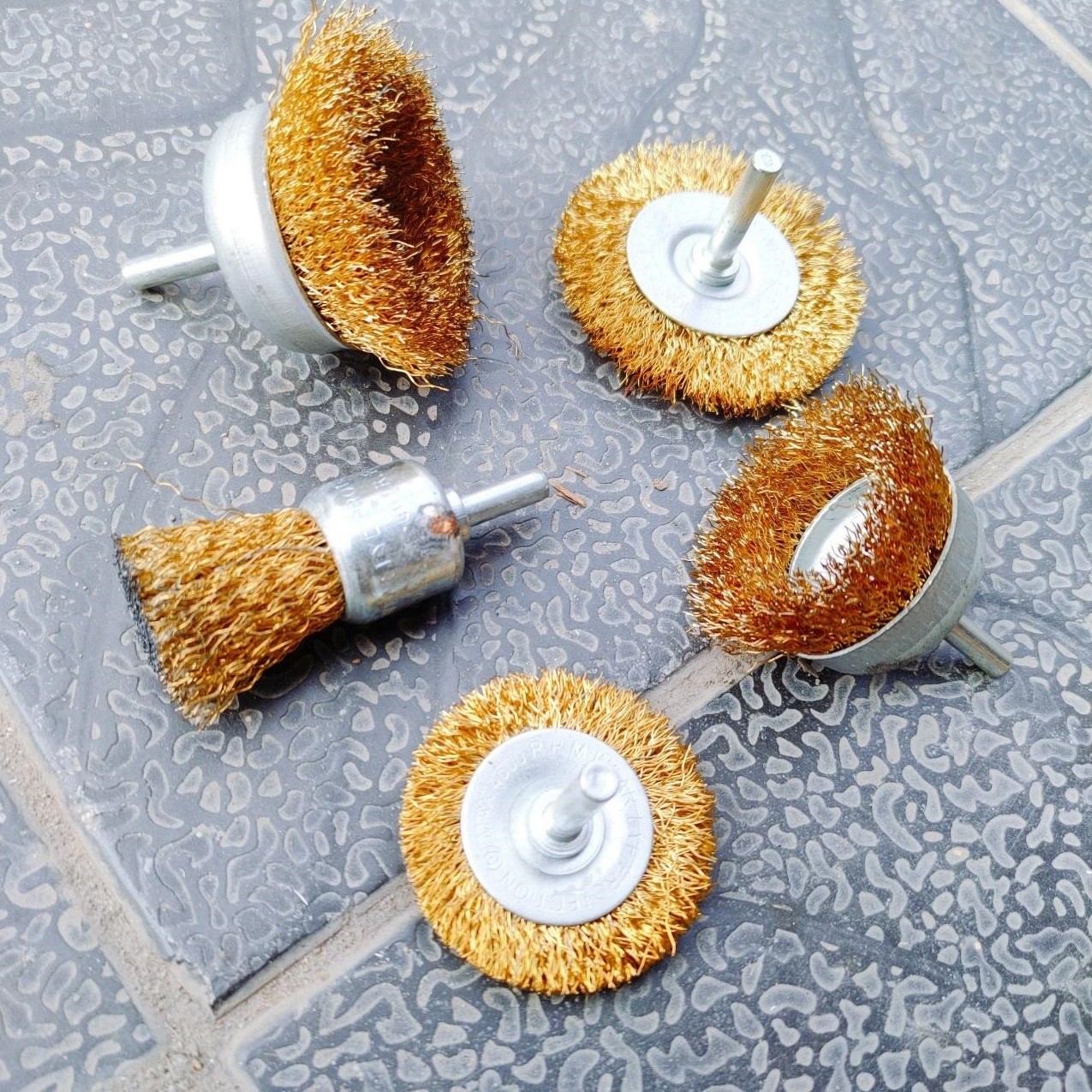 ĐÁNH RỈ CHUÔI LẮP KHOAN (LS077)